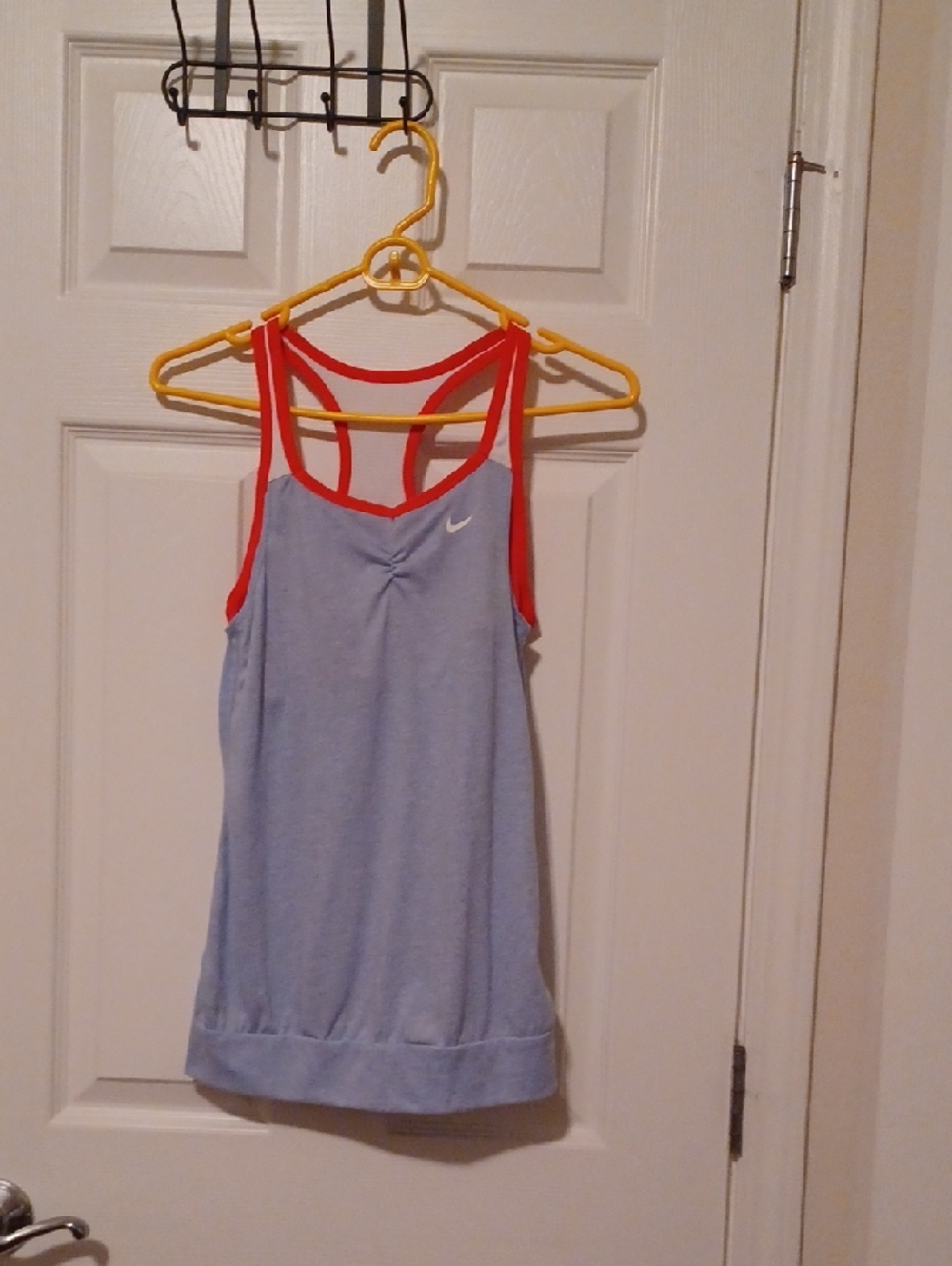 <> Nike Light Gray Tank with Bright Red Trim Women's Size XLarge - Picture 3 of 10